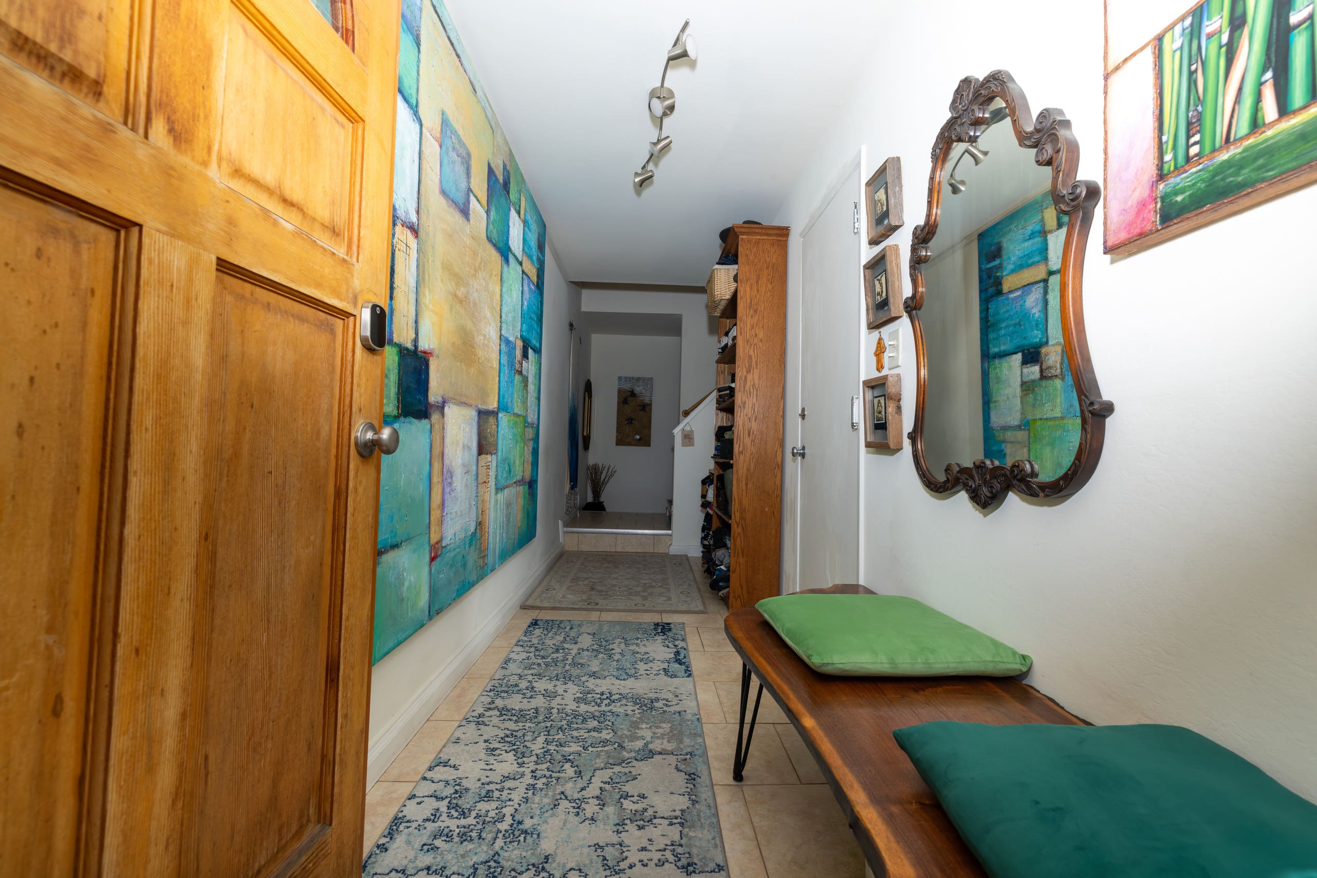 Artist's garden retreat and spa - Image 59