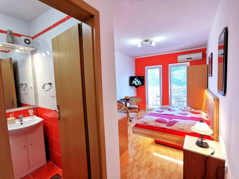 Popular Airbnb listing: Crveni - Studio at the entrance to Boka Bay in Igalo