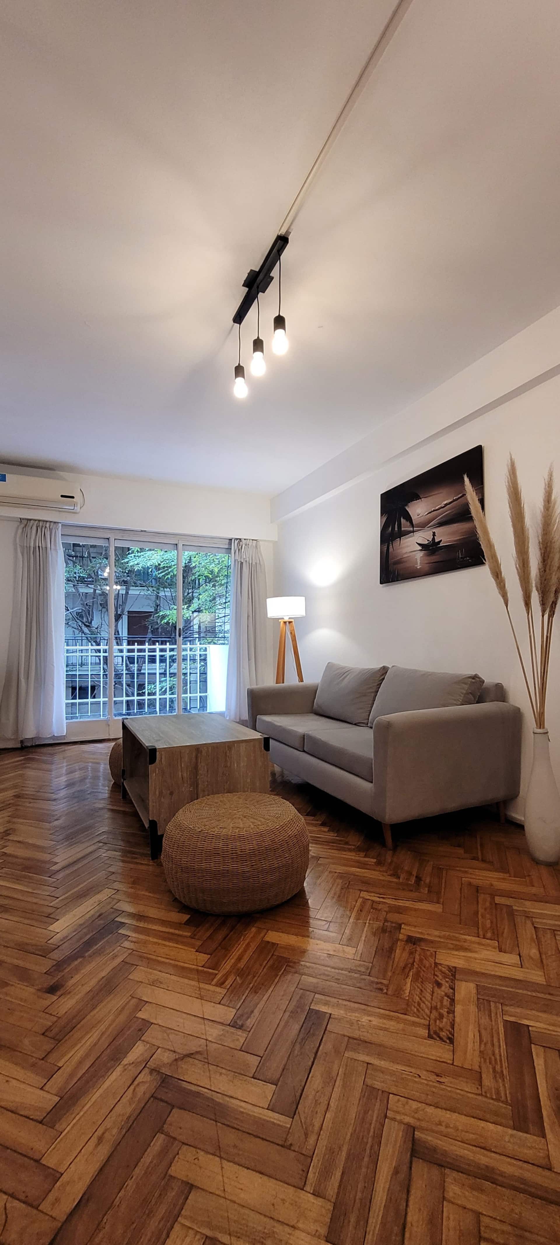 Квартира с 2 спальнями и балконом в Recoleta