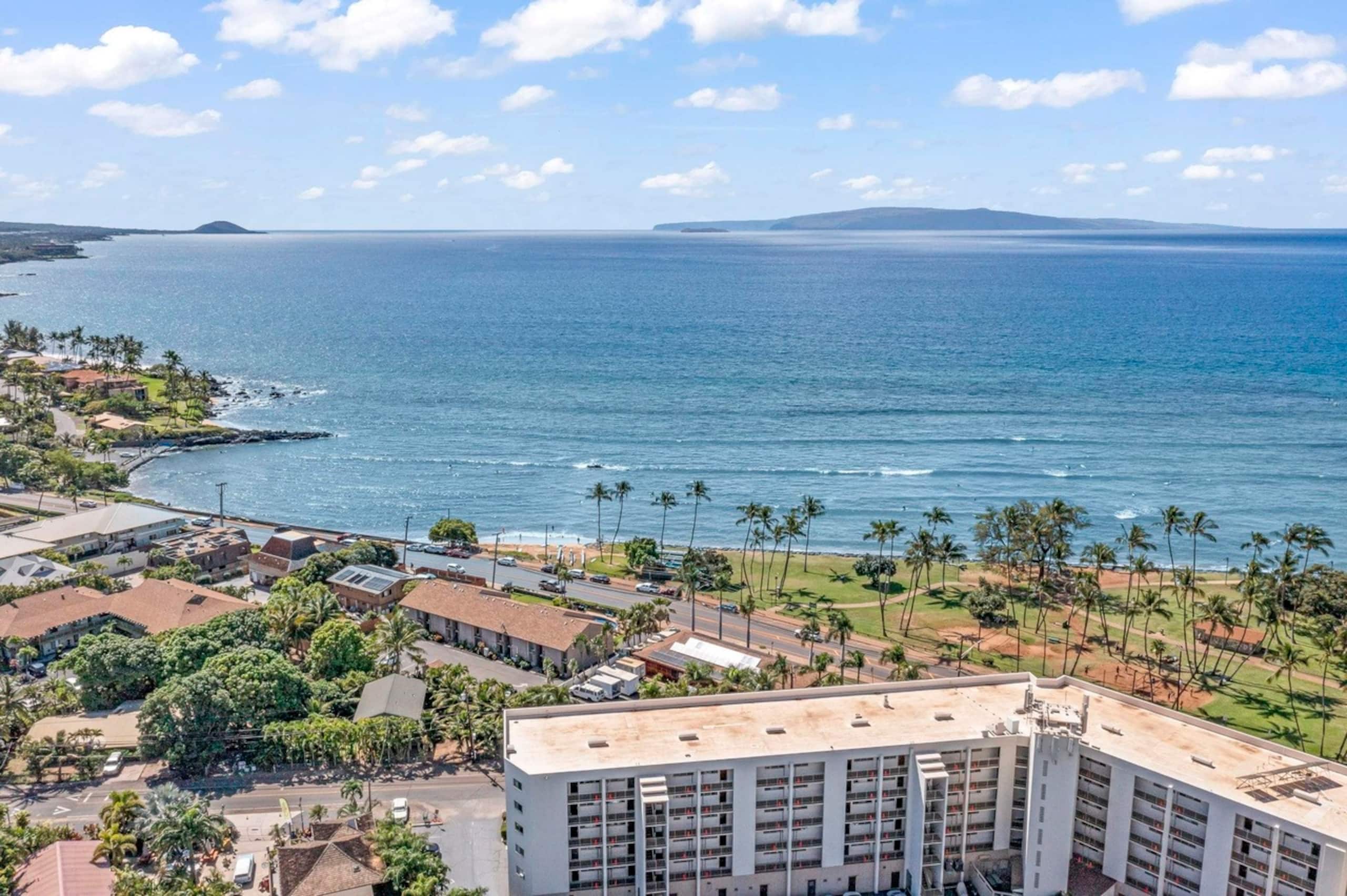 Condo in Kihei · ★4.94 · 1 bedroom · 2 beds · 1 private bath - Image 5