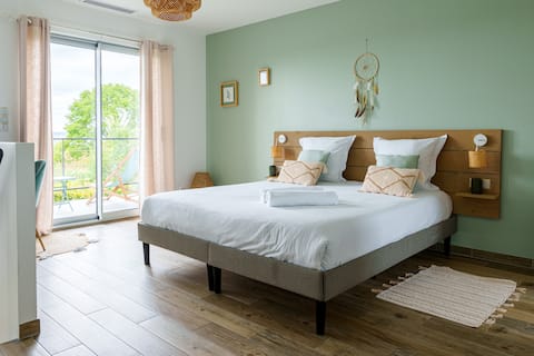 Bohème-elegant duplex, sauna terrace view, parking