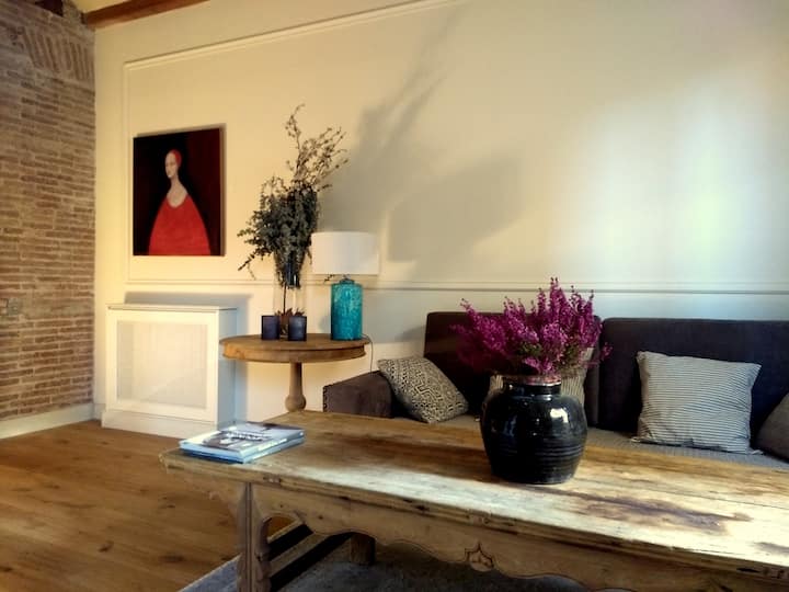 Spacious 1 Bdr Central Gothic Near Marina & Beach - Badalona