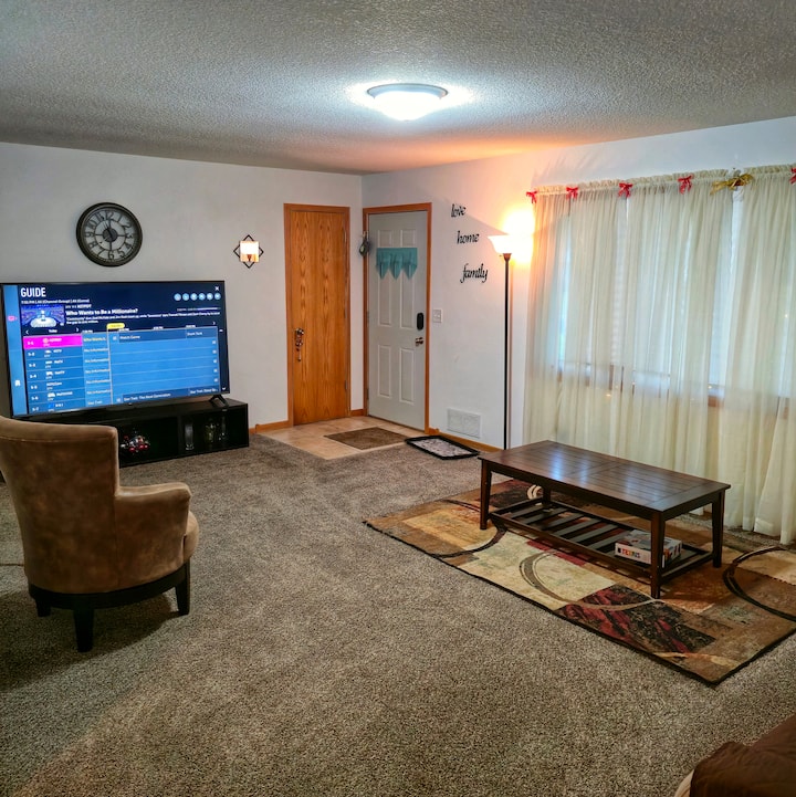Cozy Family Duplex With Park Nearby - New Hope, MN