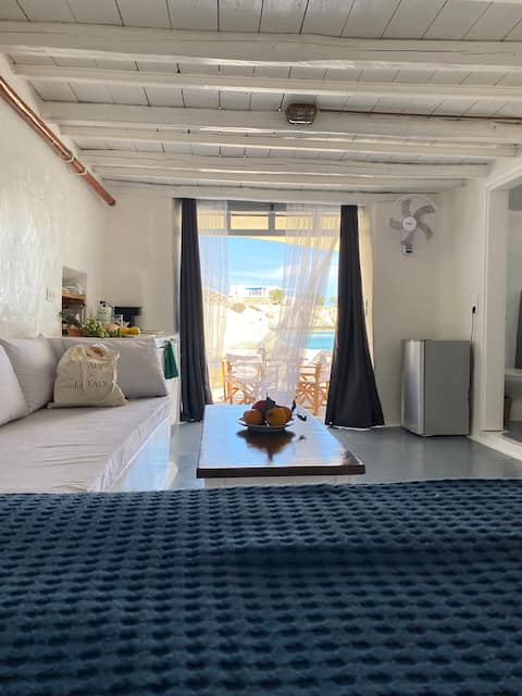 Top performing Airbnb: Lostromos cave at Karras in Δήμος Κιμώλου