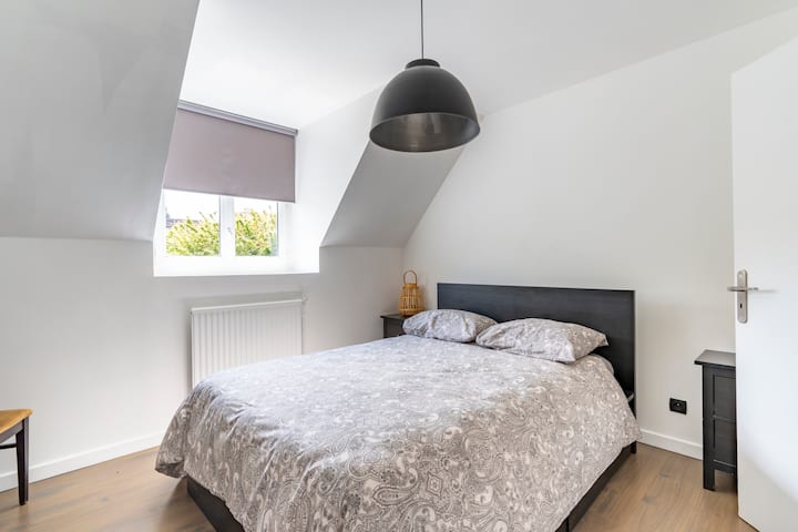 غرفة النوم 2