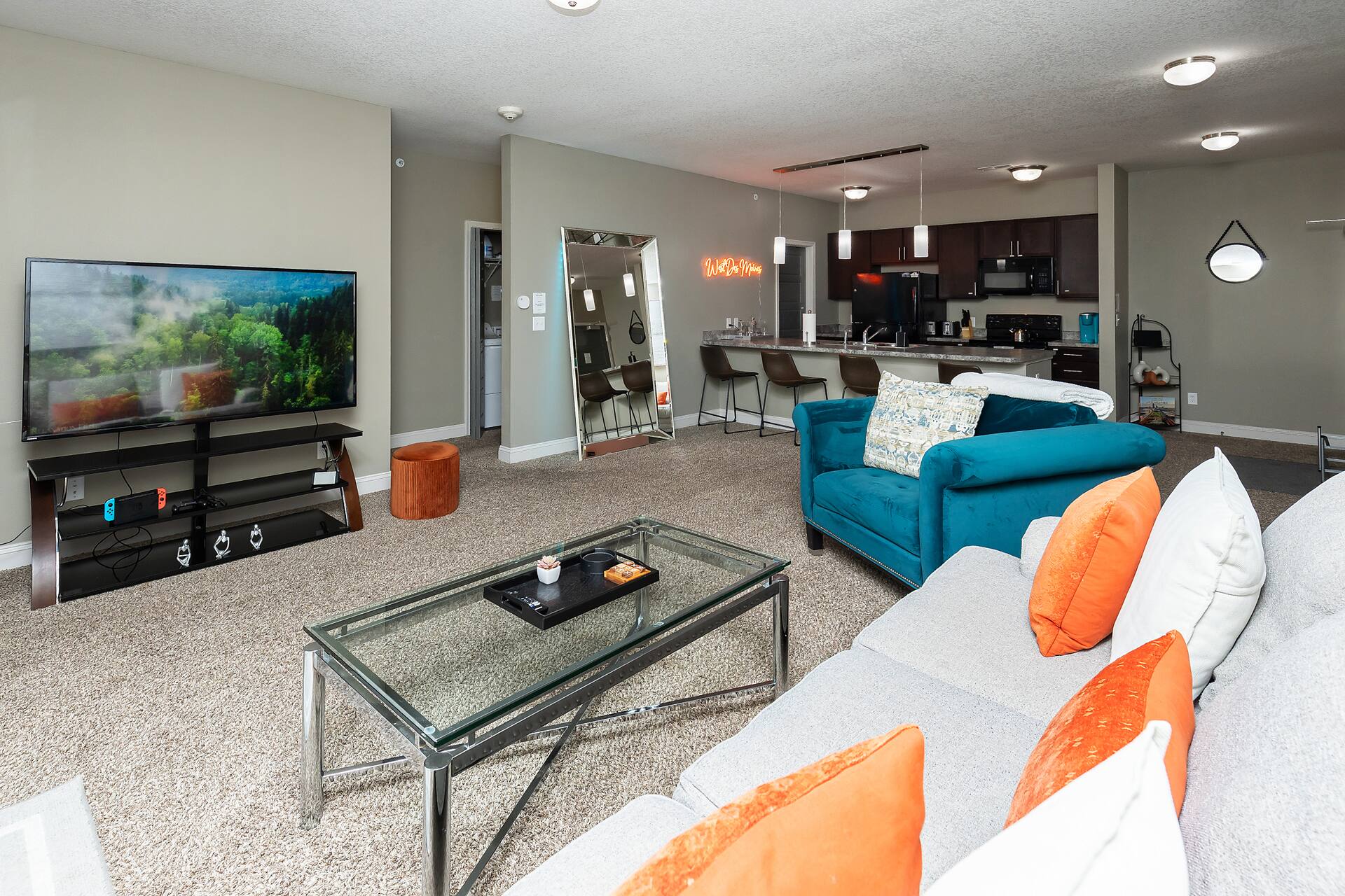 Spacious & Fun| Pool| NintendoSwitch| King bed