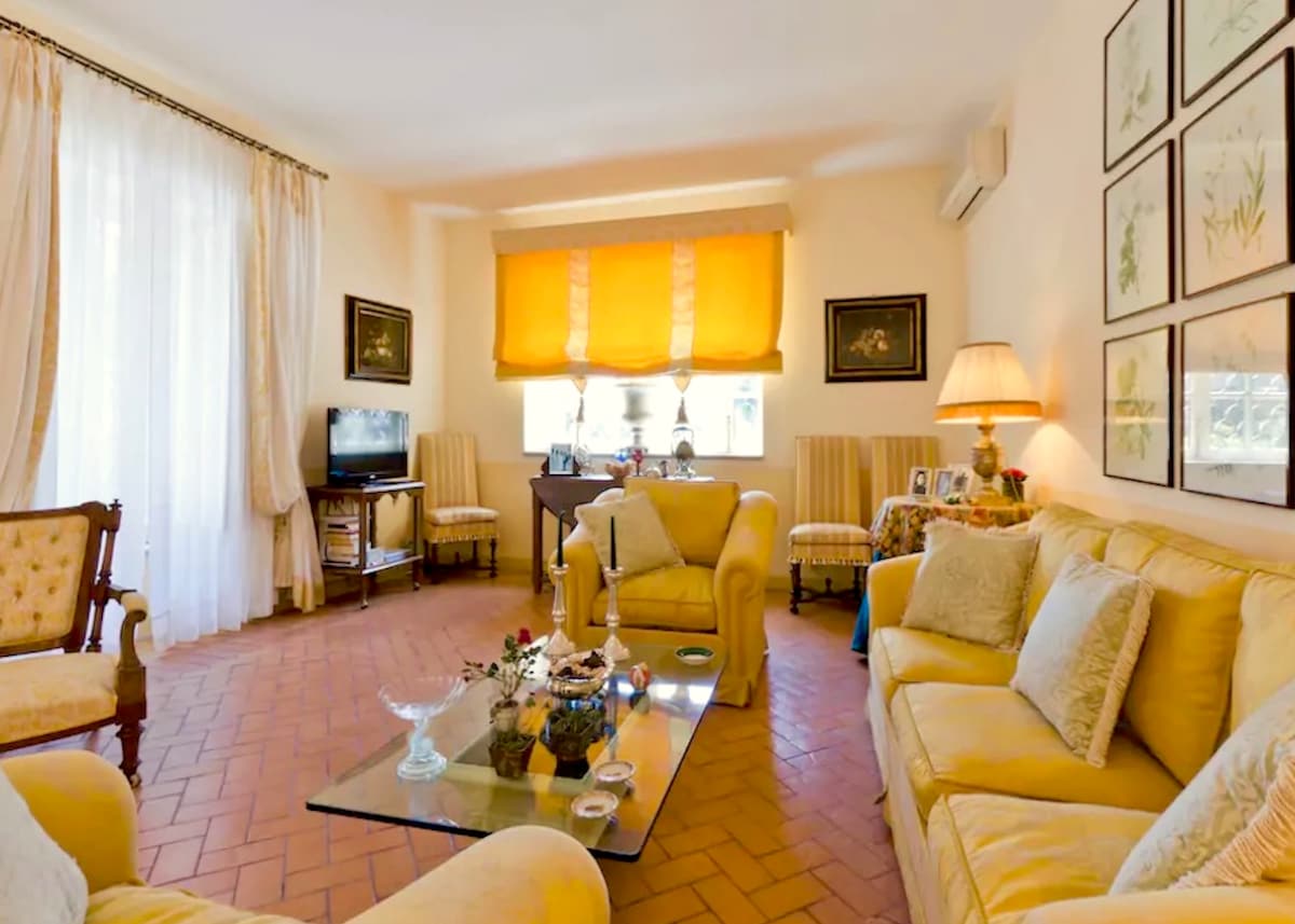 Villa Tiglio — view 4