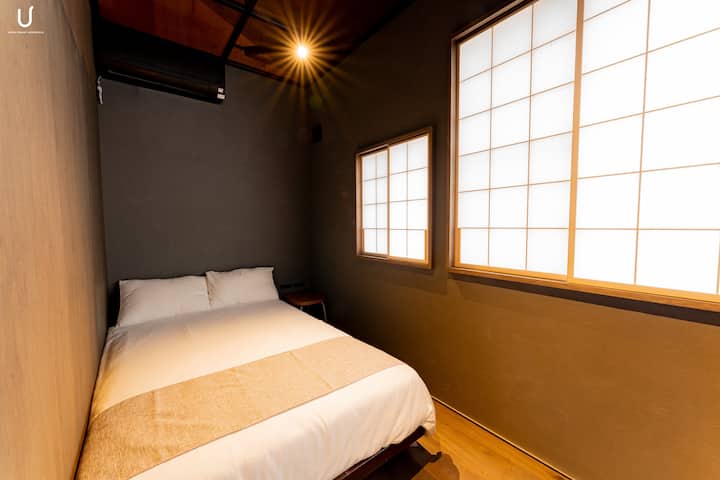 寝室1