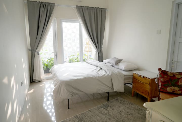 საძინებელი 2