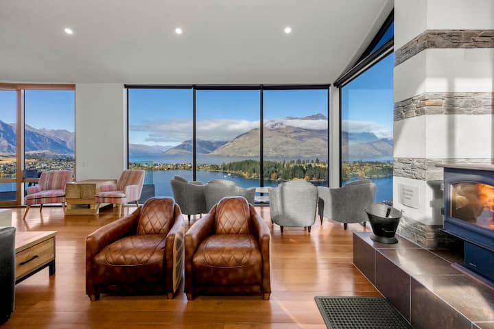 Stunning House With Panoramic Views - Queenstown
