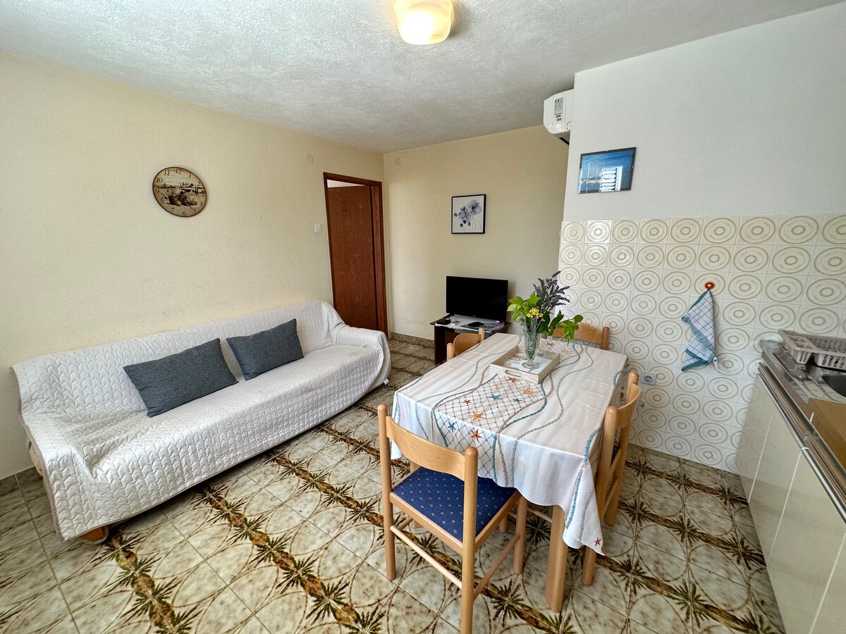 Apartman Mona 2