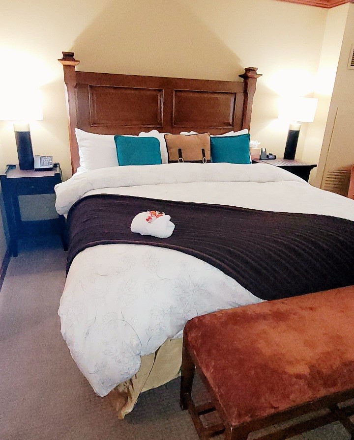 舒适加大双人床