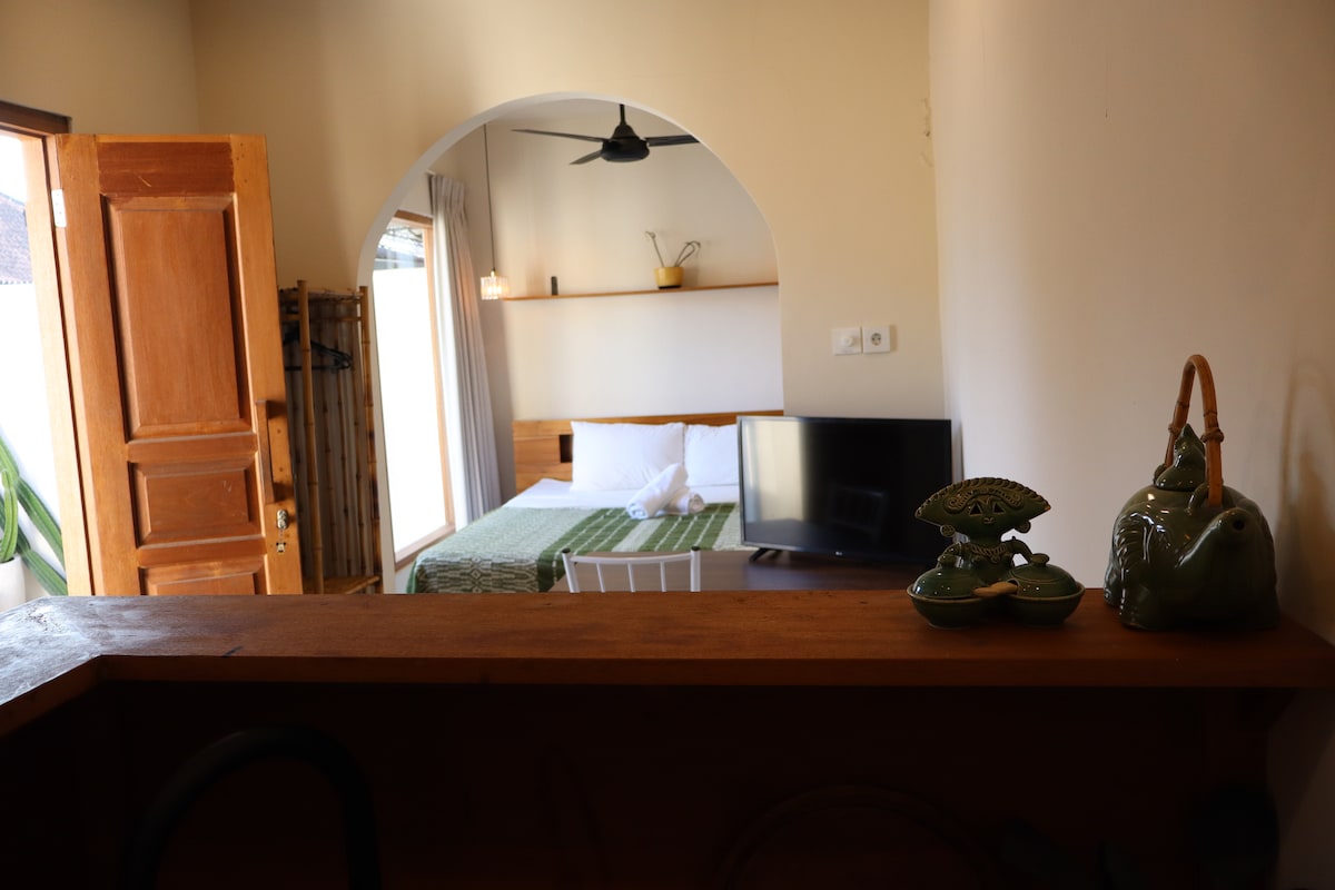 Home in Mengwi · ★4.44 · 1 bedroom · 1 bed · 1 bath, comparabile Airbnb