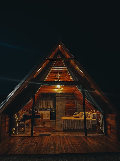 Cabin with incredible view of Mantiqueira Mountain.