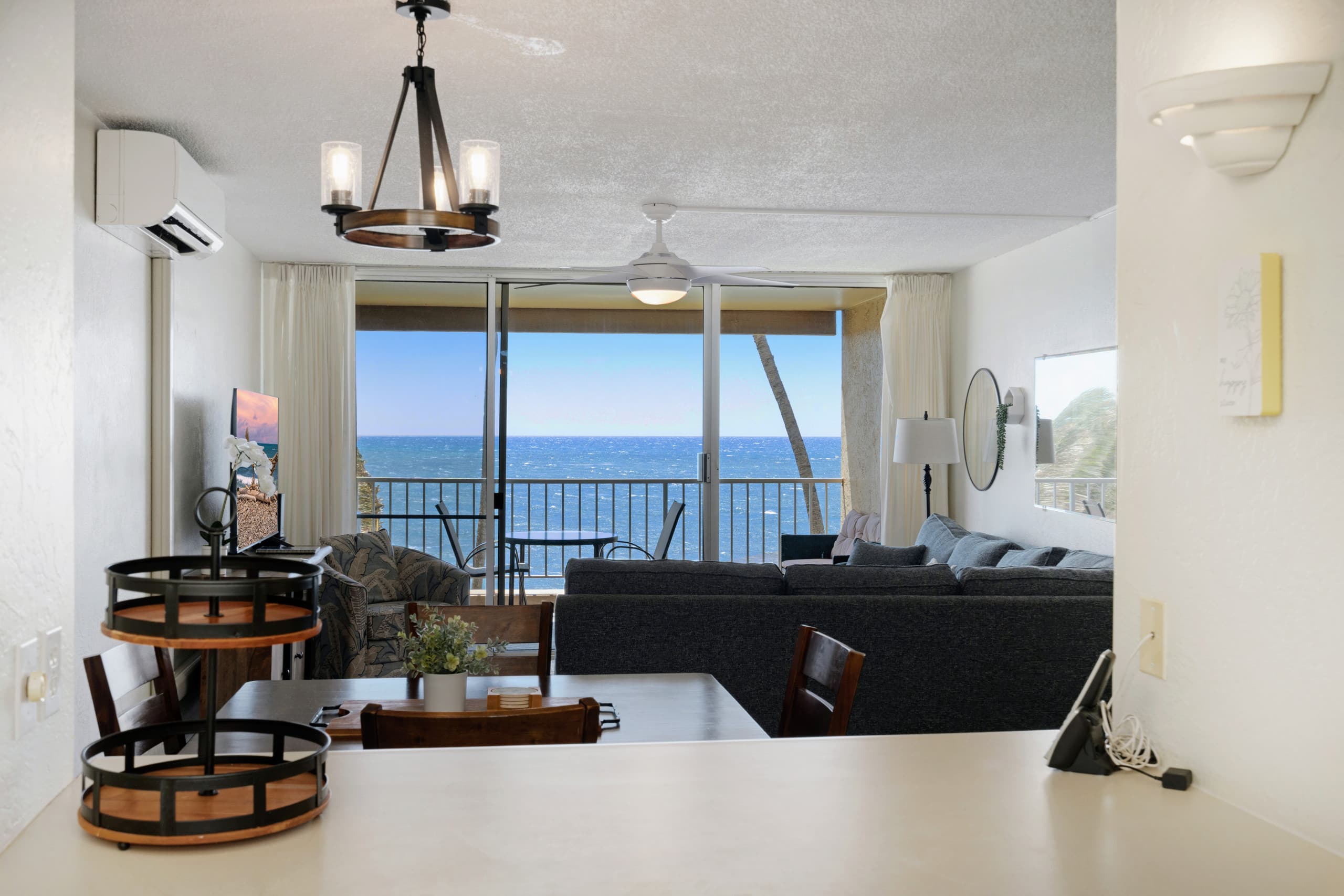 Condo in Kihei · ★4.77 · 1 bedroom · 2 beds · 1 bath - Image 3