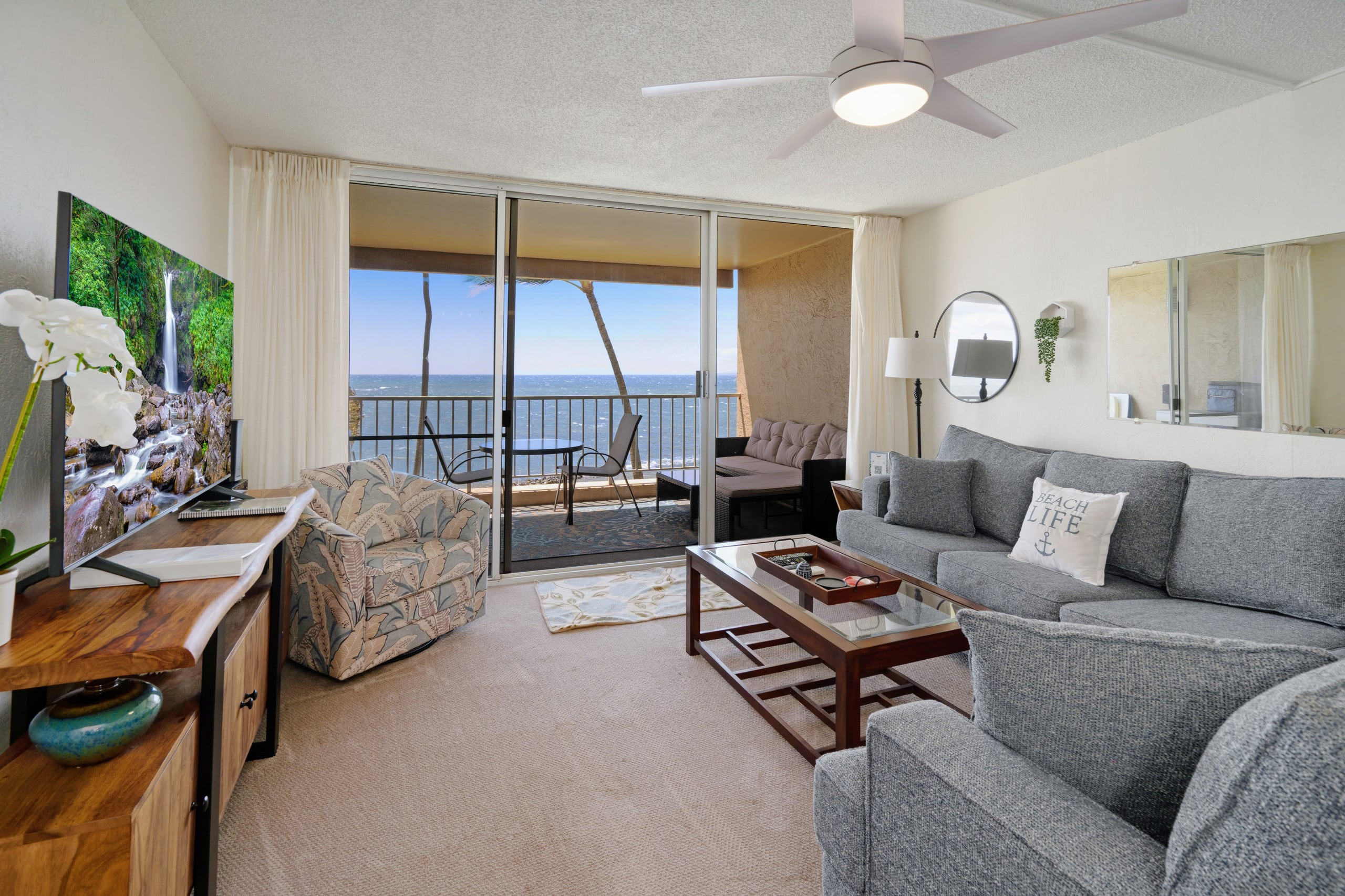 Condo in Kihei · ★4.77 · 1 bedroom · 2 beds · 1 bath - Image 2