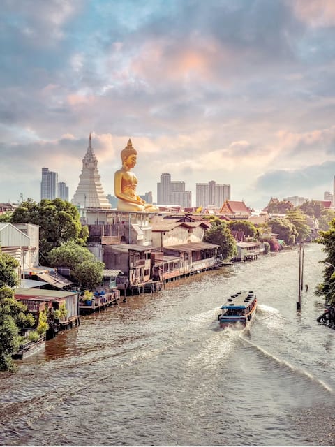 Bangkok Chao Phraya River Unbeatable Frontline River View Apartment Grand Palace Wat Arun Wat Pho Wat Pho Wat Pho Ferris Wheel Night Market iconsiam Mall Siam Square Erawan Shrine