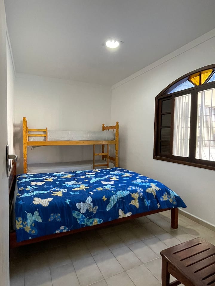 غرفة النوم 1