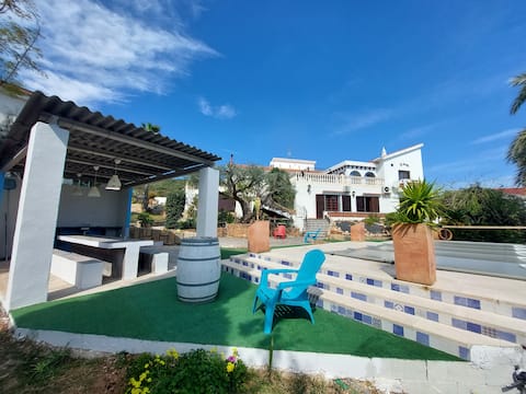 Grande Villa Piscine vue mer 16 personnes