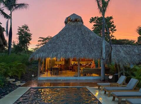 Casa Uluwatu lovely walk to beach