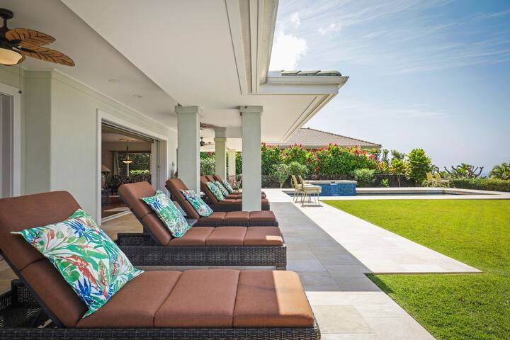 Oceanview one level pool near beach gallery image 5