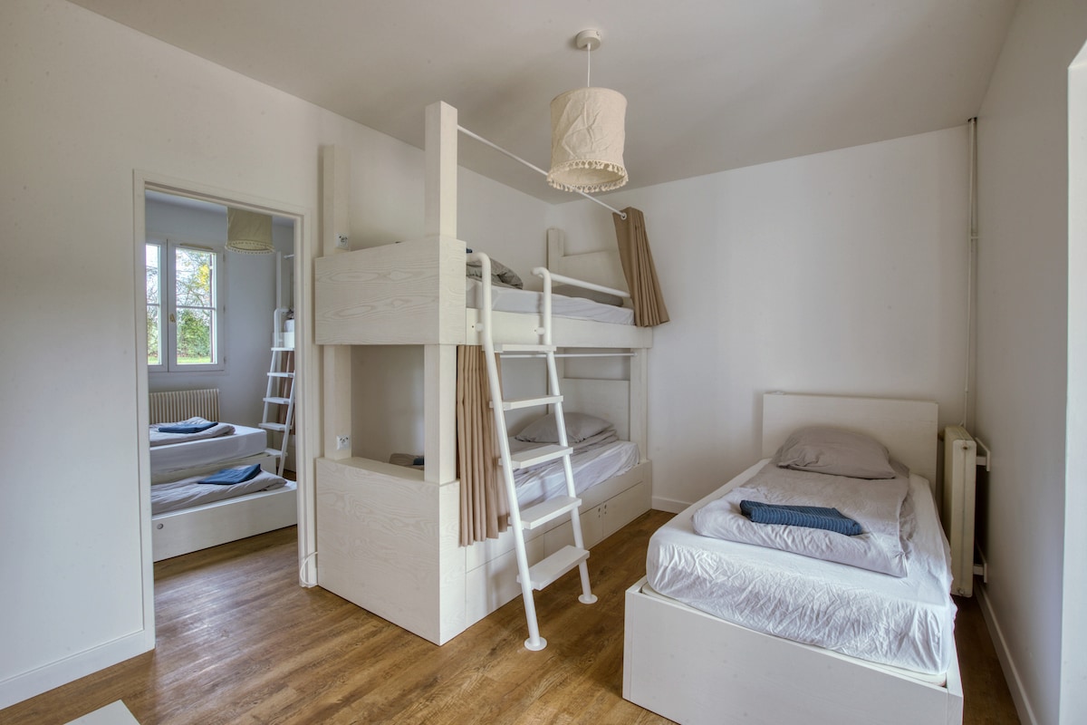 Dhoma e gjumit 6 - 1 krevat marinari dhe 1 krevat tek - Ndërtesa e jashtme 1 - Kati përdhes