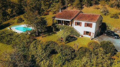 Beautiful home, garden and pool with great views