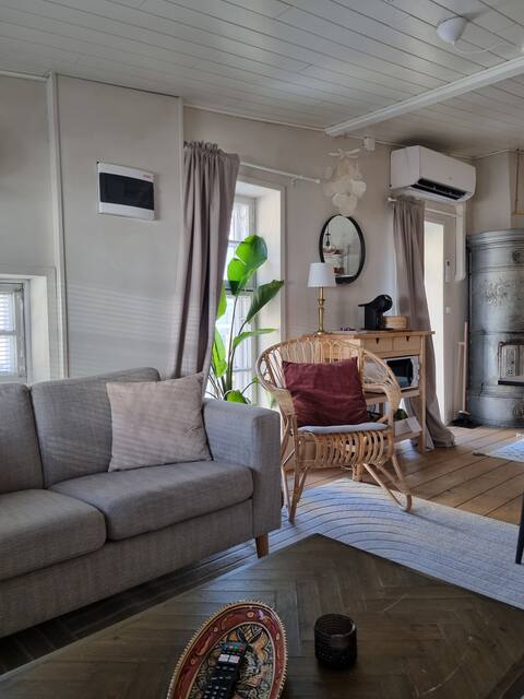 Popular Airbnb listing: Charming attic apartment on the edge of Old Rauma in Satakunta