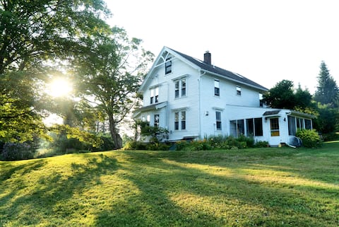 Modern NY Berkshires Retreat on 100+ Acres