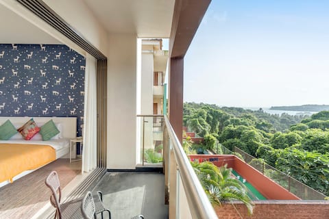 4bhk villa with private pool near Casino