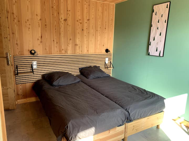 საძინებელი 1