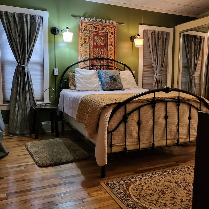 Krevat dopio "queen" me dyshek 4 inç "Lucid" – Memory Foam – Bamboo Charcoal Infusion.