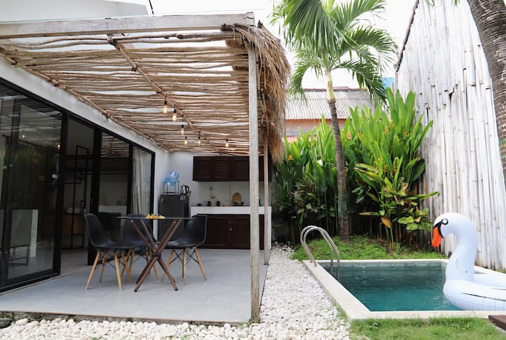 Private Pool, Garden And Parking Near Canggu - Canggu