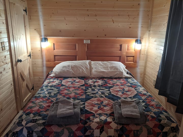 Dhomë gjumi 2