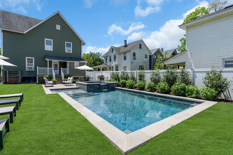 NEW Heated Gunite Pool and Spa!