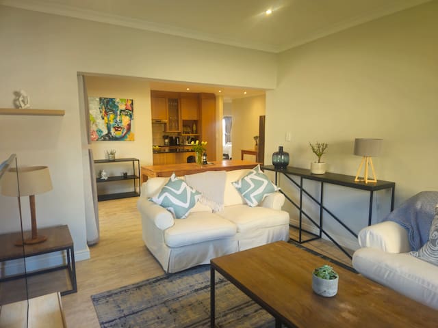 2-Bed, 2-Bath House in upmarket security estate