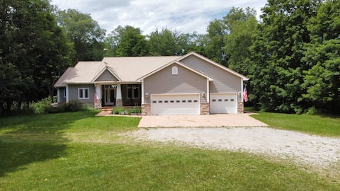 Private Retreat in the Heart of Northern Michigan