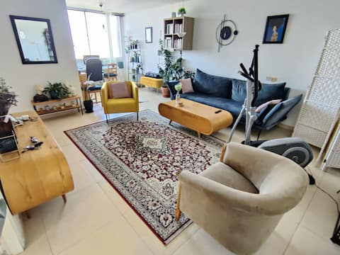 Beautiful apartment with sea view