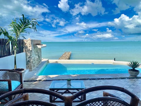 G-casa, Ocean Front, Stunning Views in Chelem