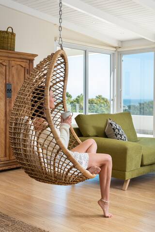 Villa 15 Ottawa – Sea. Sky. Exhale. gallery image 5