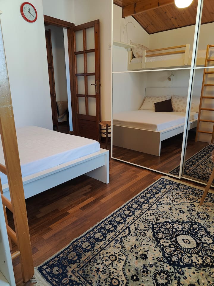 غرفة النوم 2