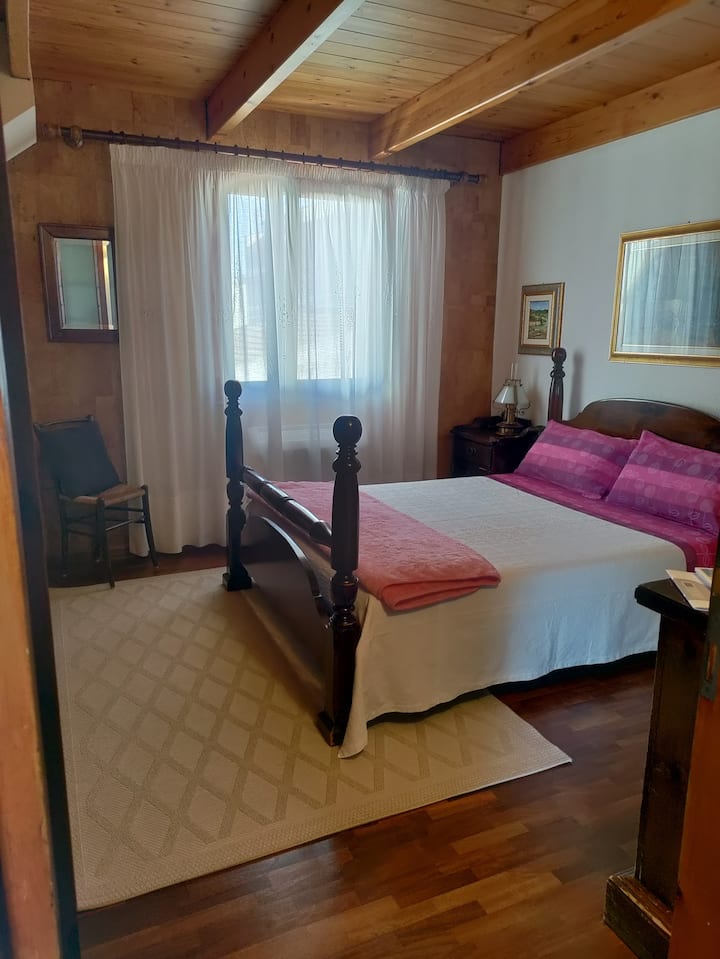 غرفة النوم 1