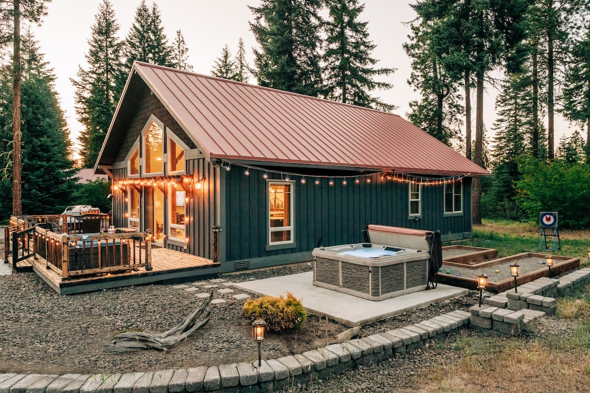 The Cle Elum Cozy Retreat exterior