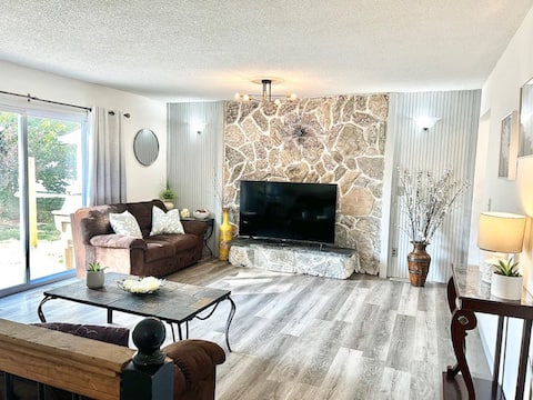 Andover Charm, Perfect for Long-term Stay