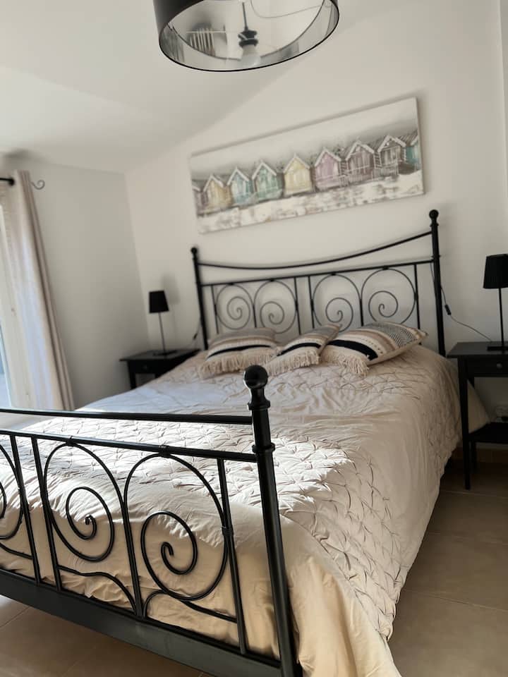 საძინებელი 1