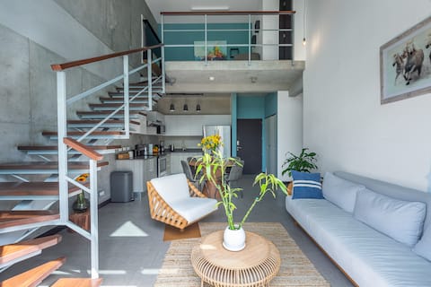 Art Loft - Luxurious Apt QBO Building, Rohrmoser