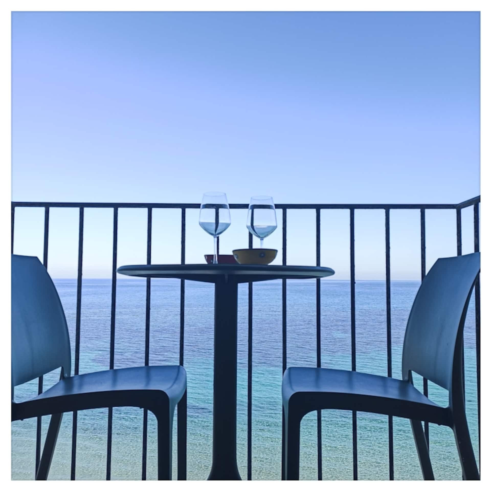 The balcony overlooking the Egadi 1