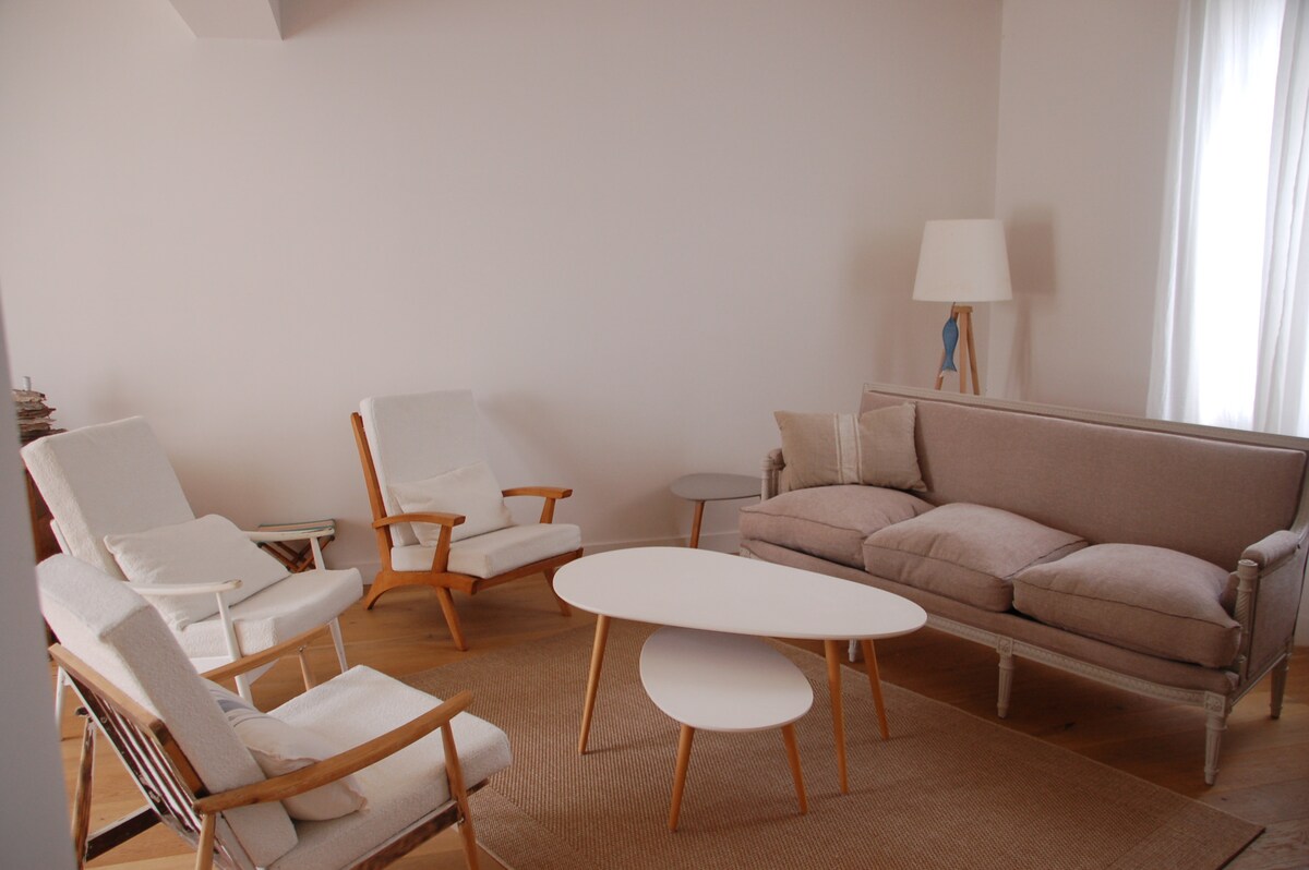 Airbnb performant: Quimiac seaside family home Sleeps 13 à Mesquer