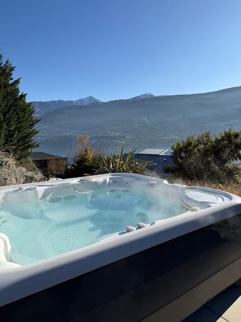 Queenstown Alpine Escape