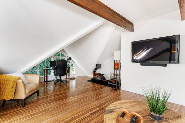 Meg Ryan Hollywood Hills / Laurel Canyon Retreat gallery image 2